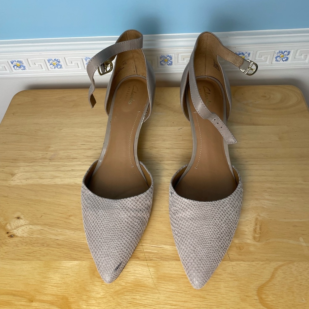Clarks Artisan Sage Glamor Ankle Strap Pump